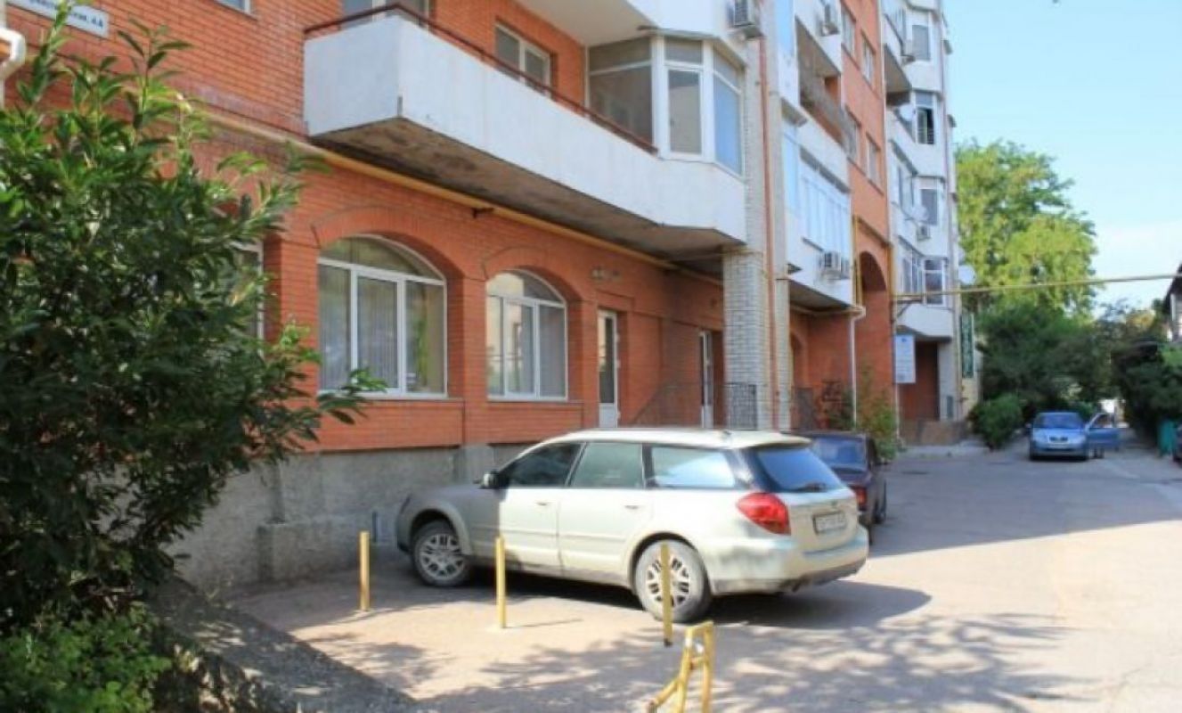 Продам нежилое помещение, свободного назначения, в центре г.Севастополя. - фотография