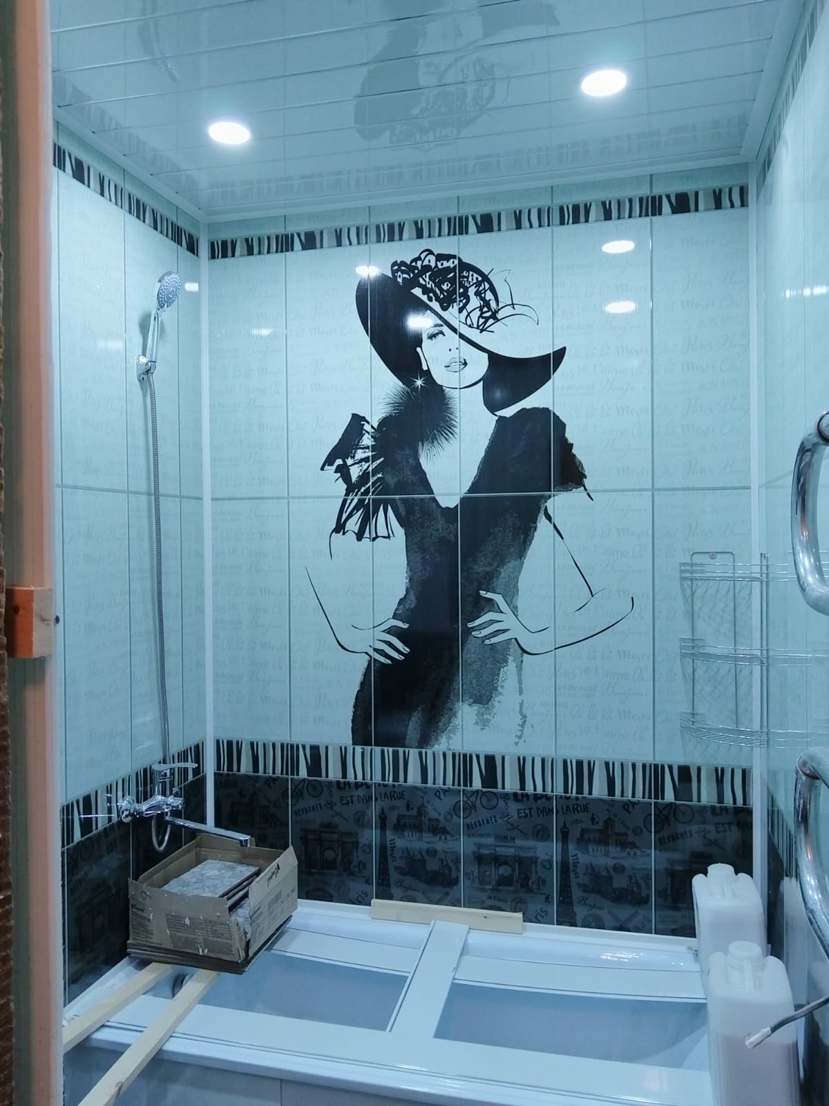 Ремонт ванной , отделка пвх панелями - фотография