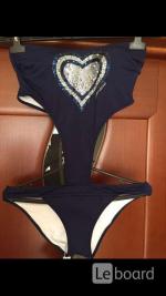 Купальник слитный сдельный бикини новый amarea италия 46 м размер синий принт сердце пайетки паетки - Продажа объявление в Москве