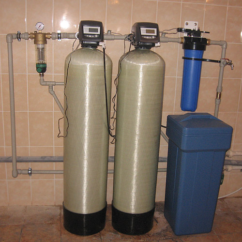 Фильтры очистки воды из скважины в загородный дом до питьевой нормы - фотография