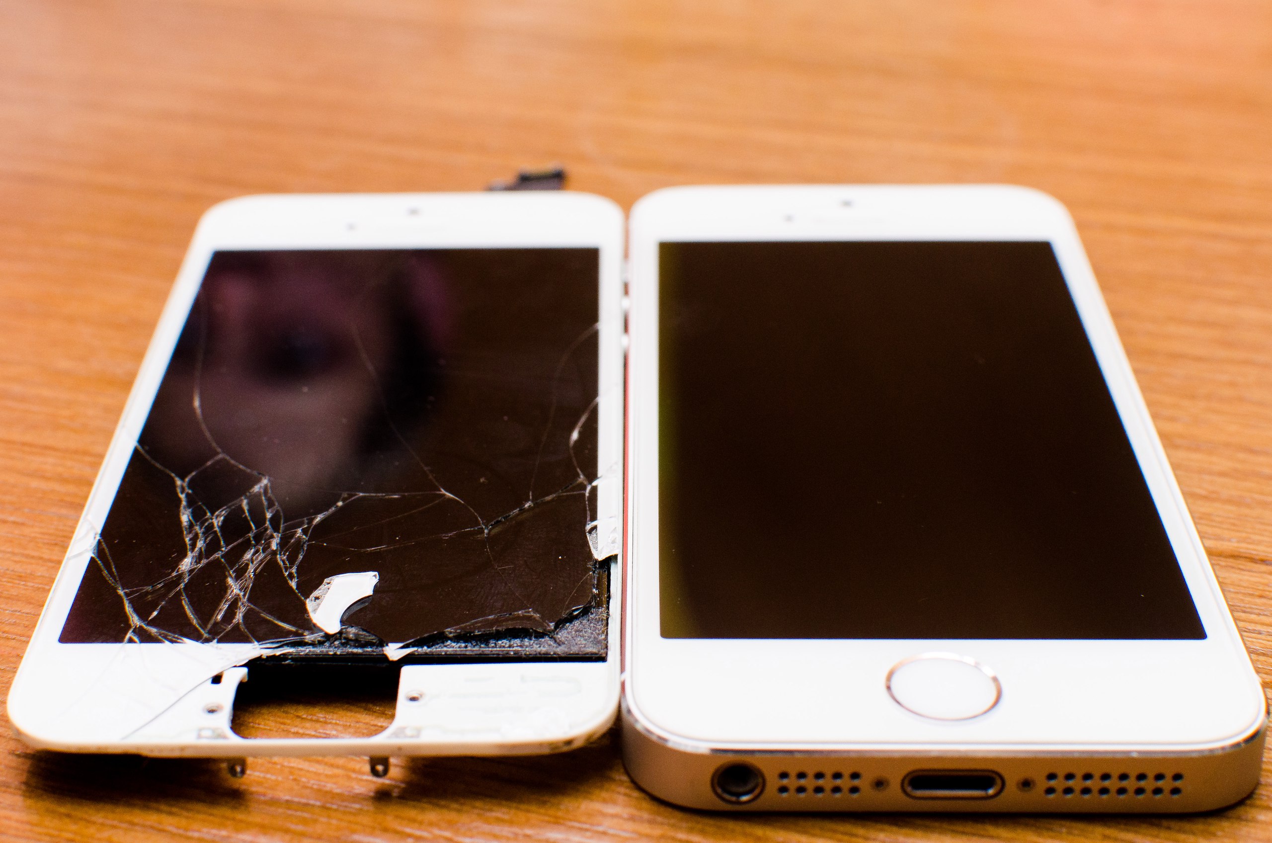 Ремонт iPhone любой сложности. Федеральная сеть ремонта техники Apple — ЯСделаю. - фотография
