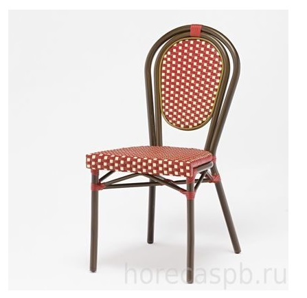 Уличные стулья, кресла, столы и диваны  - фотография