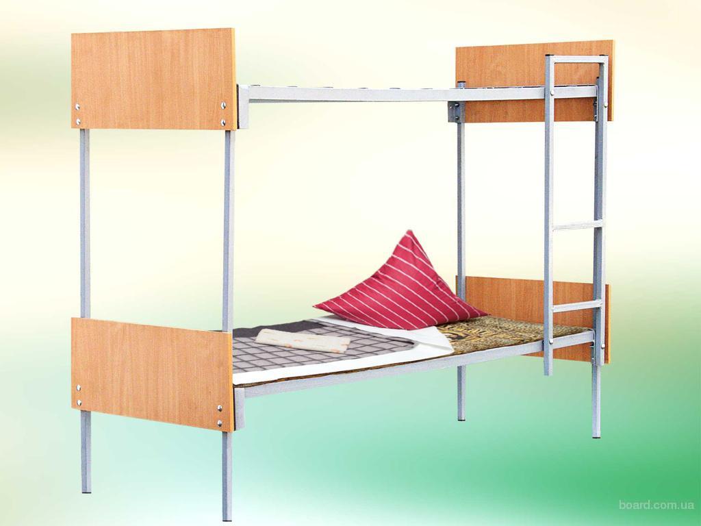 Двухъярусные кровати металлические с лестницами - фотография