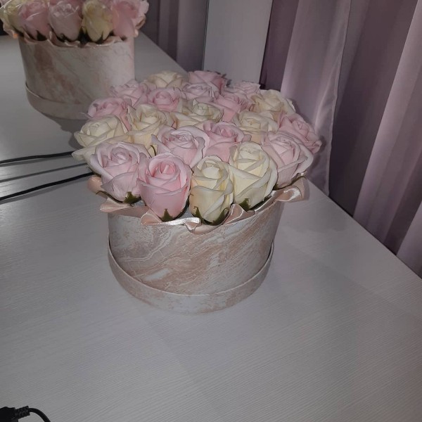 Розы из мыла - фотография