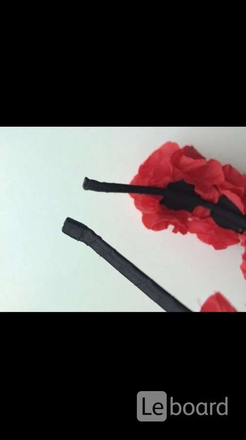 Ободок на волосы в стиле dolce&gabbana красный цветы розы украшение бижутерия аксессуары - фотография
