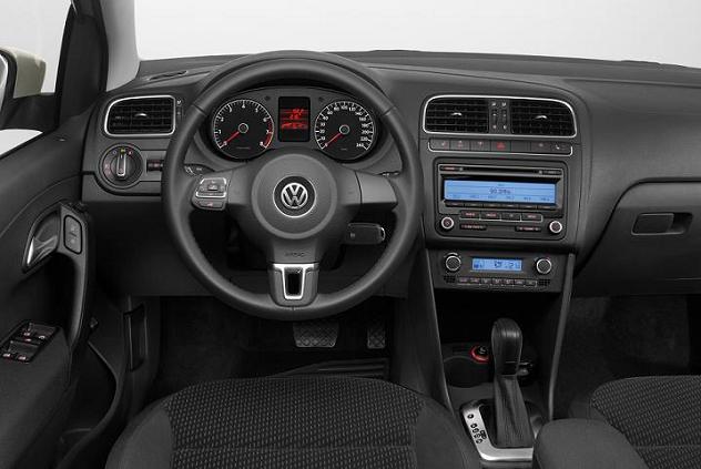 СРОЧНО продам автомобиль Volkswagen Polo - фотография