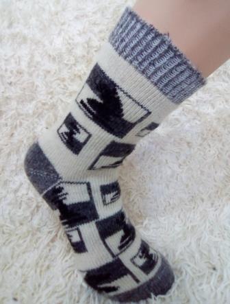 Шерстяные носки и рукавицы оптом от производителя - фотография
