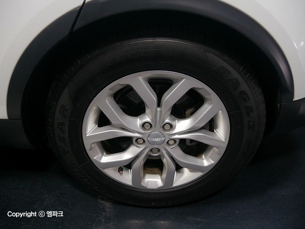 Автобизнес поставки автомобилей новых и подержанных с Южной Кореи и Китая. - фотография